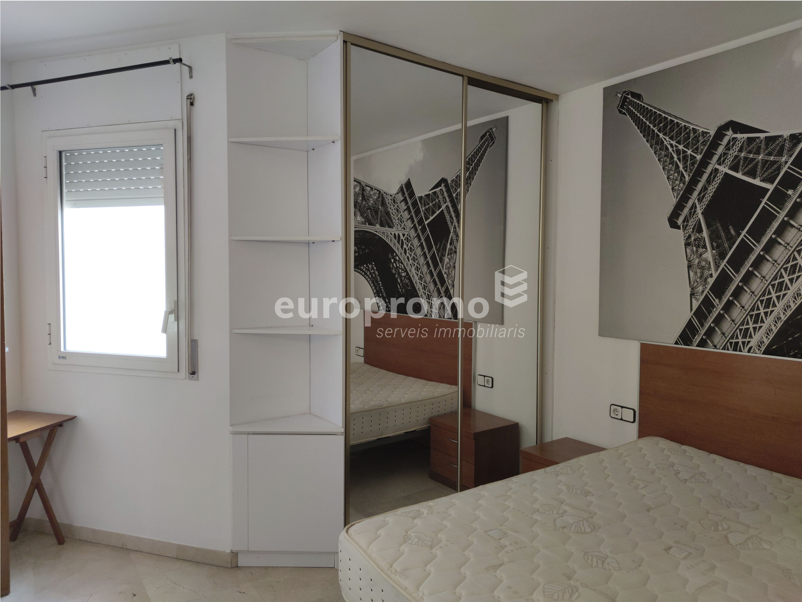 Piso acogedor de una habitación con despacho al centro de Girona!